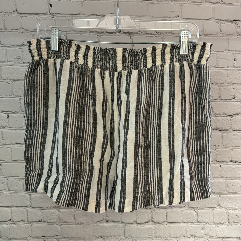 Time and True Striped Shorts - Picture 4 of 6